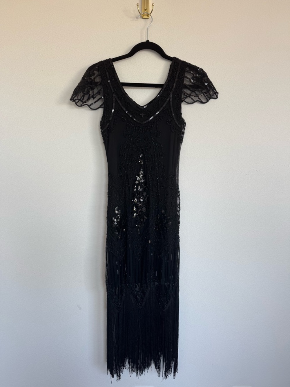 1920s era - inspired - sequin & fringe flapper dress